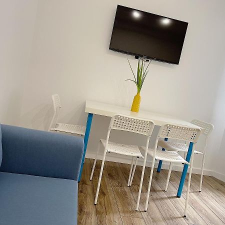 Modern Apartment In The City Center 카토비체 외부 사진